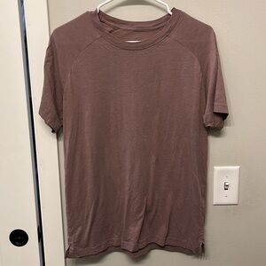 Alo Yoga Workout Tee